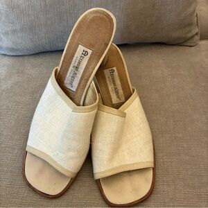 Etienne Aigner Made in Spain Block Heel Slide Sandal Cream Canvas Size 9.5M